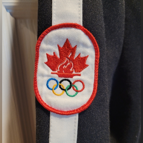 Hudson's Bay Company Team Canada black Olympic zip up sweater. Size Large. - Picture 4 of 8